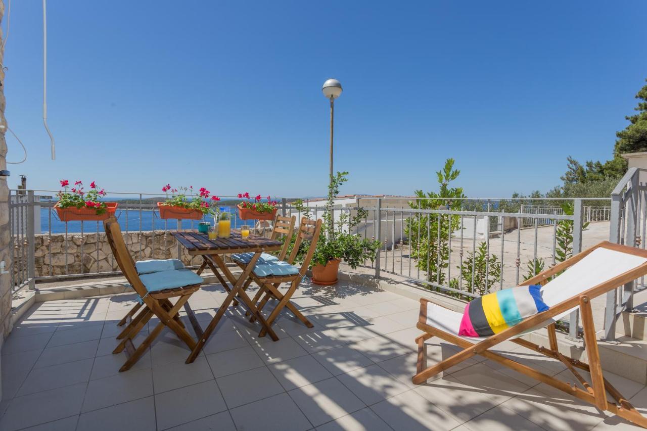 חוואר Apartmani Ad Hvar מראה חיצוני תמונה